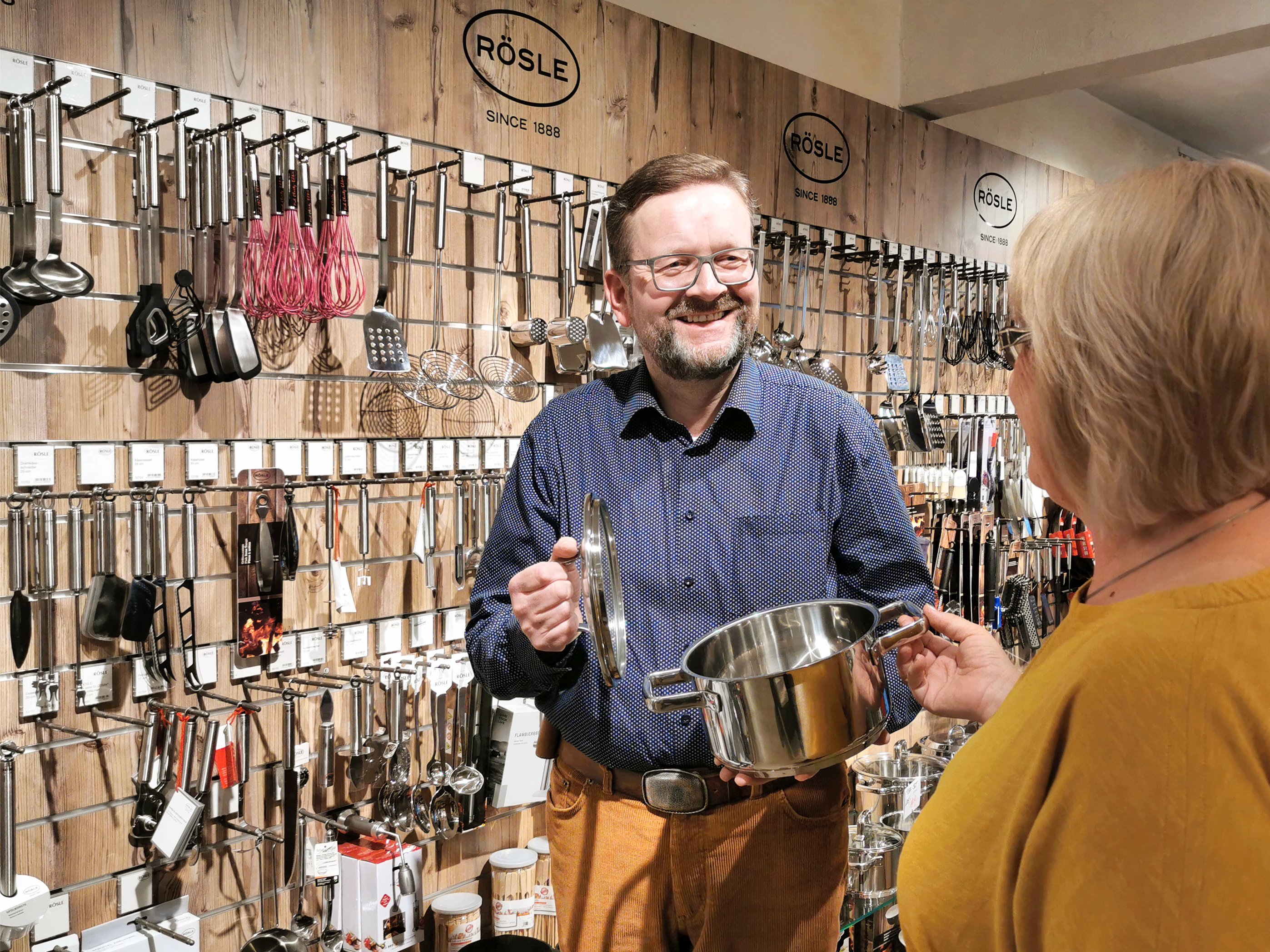 Den passenden Deckel finden sie im Küchenwicht immer ... .. .